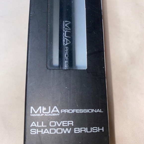 Mua Professional All Over Brush.Sealed. - Picture 3 of 4